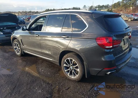 2018 BMW X5 xDrive35I z USA, uszkodzony, nr VIN 5UXKR0C57J0Y04379